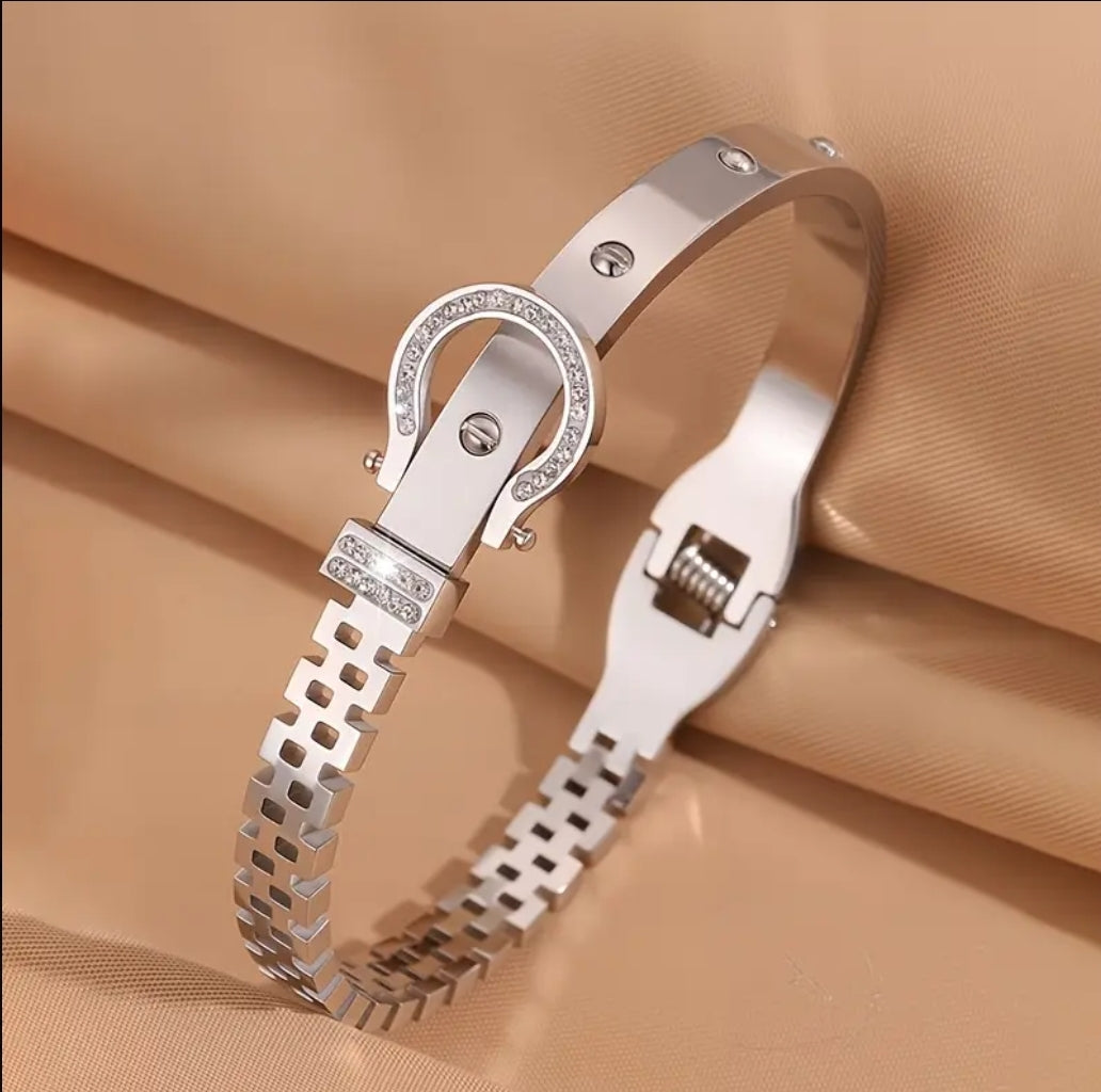 Cuff Set of 4 in Silver or Gold