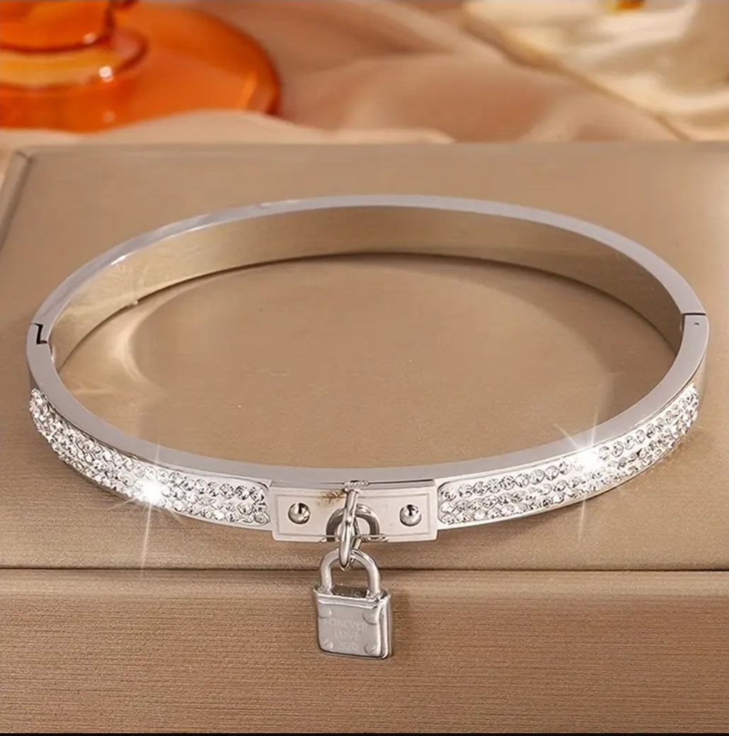 Cuff Set of 4 in Silver or Gold