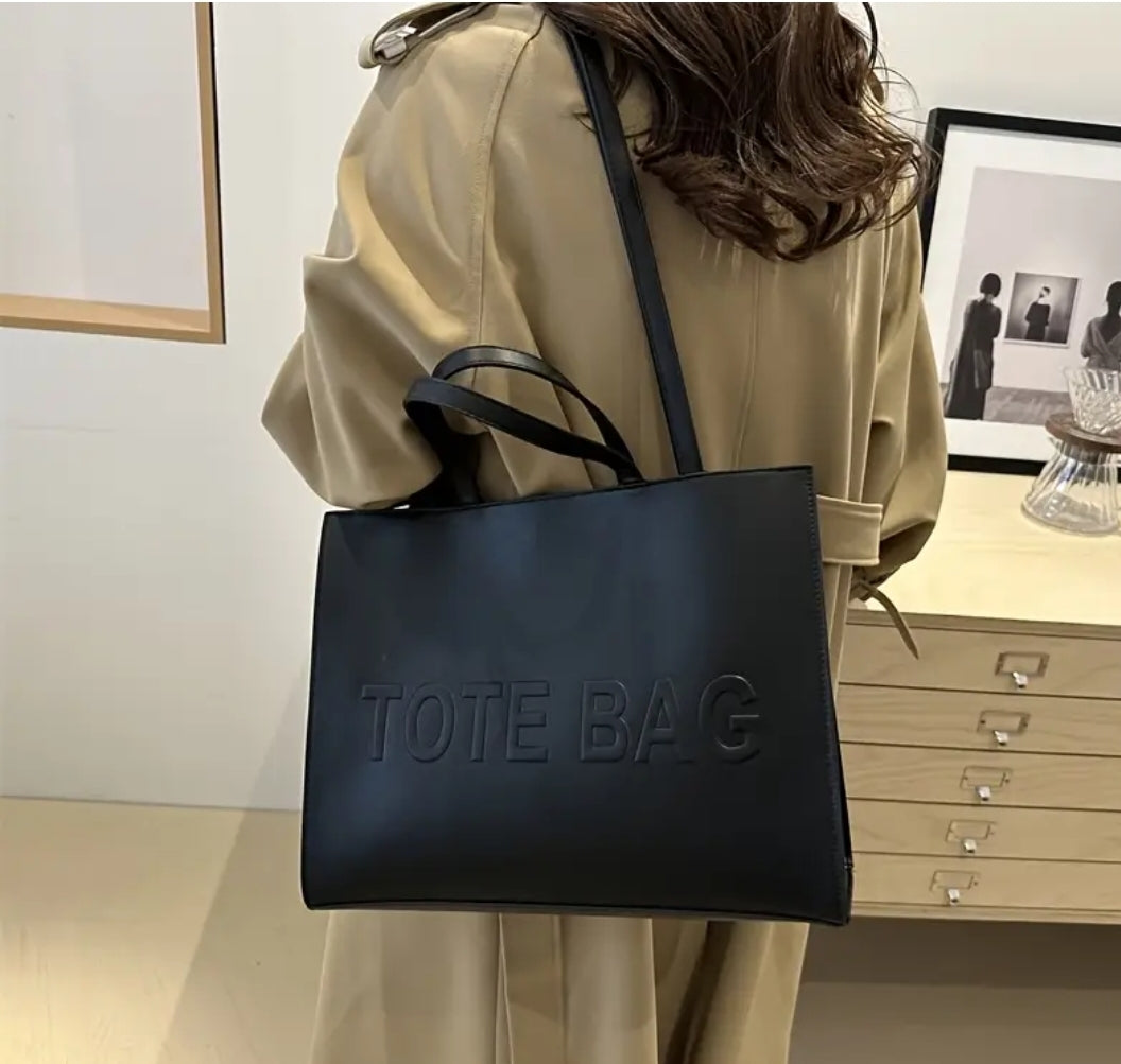 Tote Bag-Vegan Leather in Black